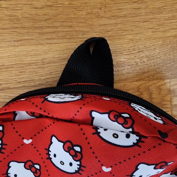Hello Kitty Mini Backpack - Picture 7 of 7